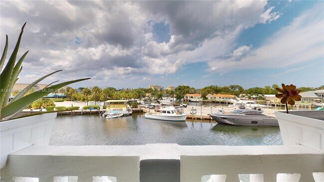 Primary Photo - 13105 Ixora Ct