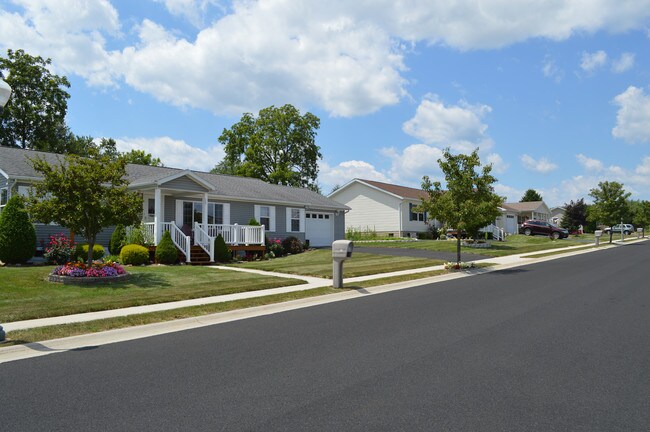 Pine Ridge - Carlisle, PA | Apartment Finder
