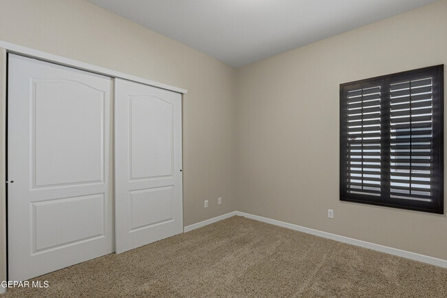 Building Photo - 2508 Eastern Sky St