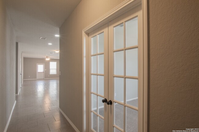 Building Photo - 10506 Castello Cyn