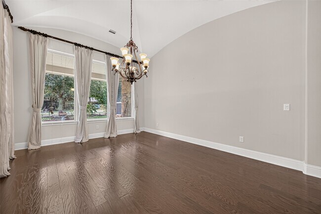 Building Photo - 17803 Hayward Hill Dr