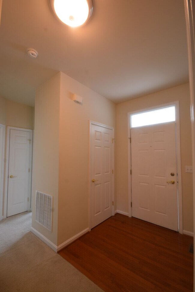 Building Photo - 181 Boggs Run