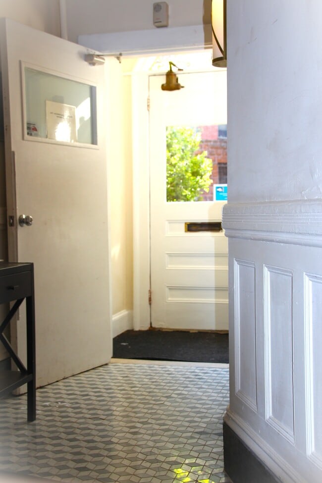 Building Photo - 12 Follen St