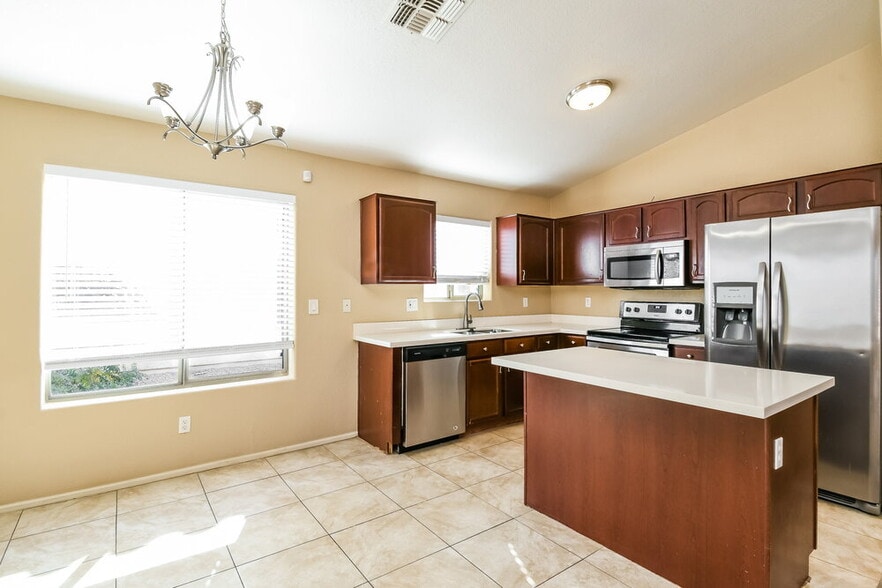 Building Photo - 28953 N Coal Ave