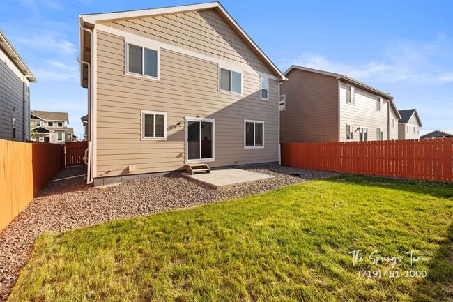 Building Photo - Spacious Saint Aubyn 4BD Lorson Ranch w/ A/C