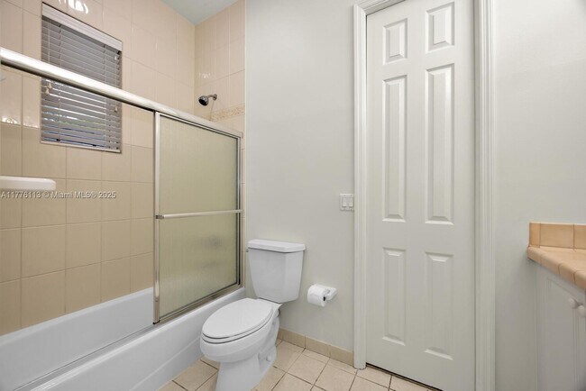 Building Photo - 11149 SW 78th Ave