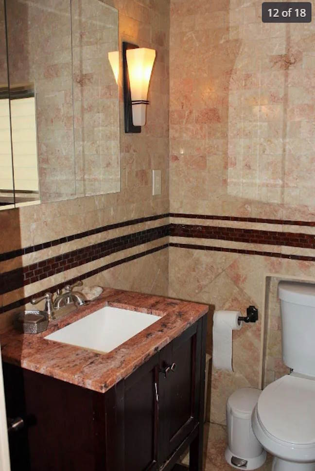 Building Photo - 2423 Manning St