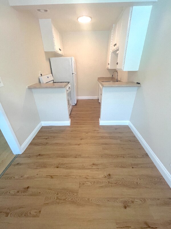 Building Photo - 2115 Placentia Ave