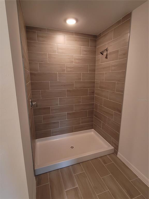 Building Photo - 11100 Vanessa Ave