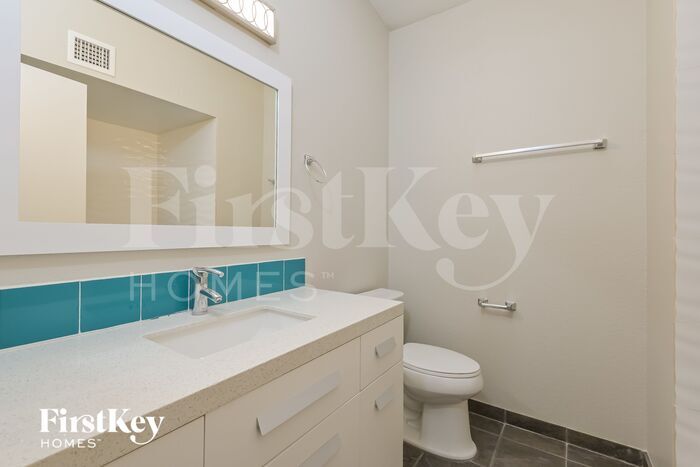 Building Photo - 9820 E Domenic Ln