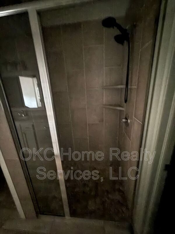 Building Photo - 2905 Quail Creek Rd