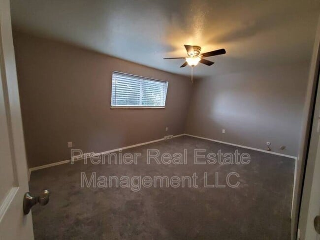 Building Photo - 7247 W 13th Ave