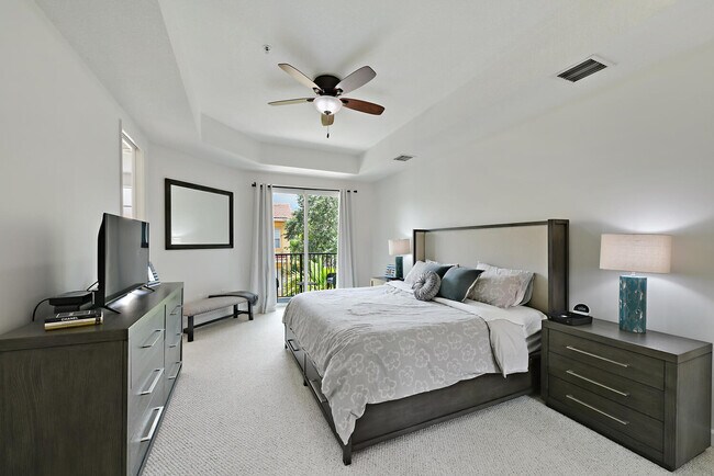 Building Photo - 2570 Gardens Pkwy