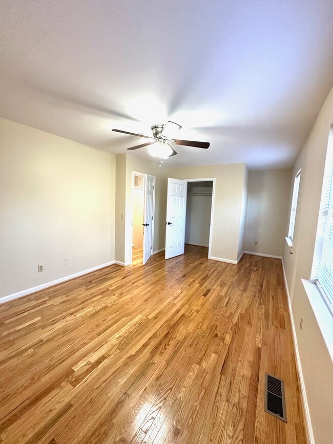 Building Photo - 66 Park Ave