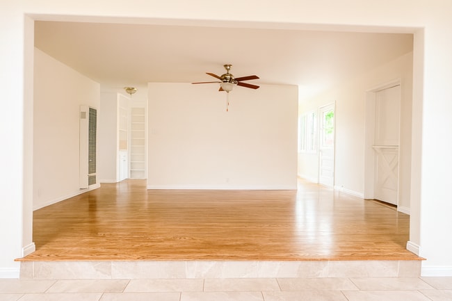 Building Photo - East Long Beach Home Available Now!!