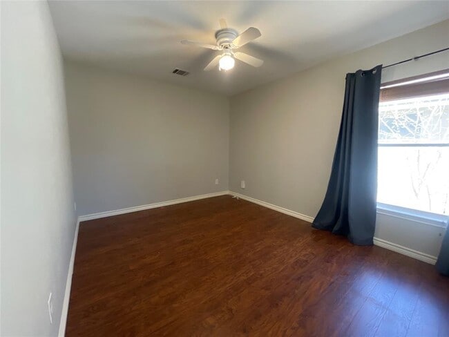 Building Photo - 3300 Bratton Heights Dr
