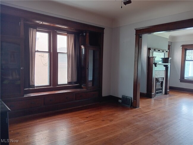 Building Photo - 10710 Clifton Blvd