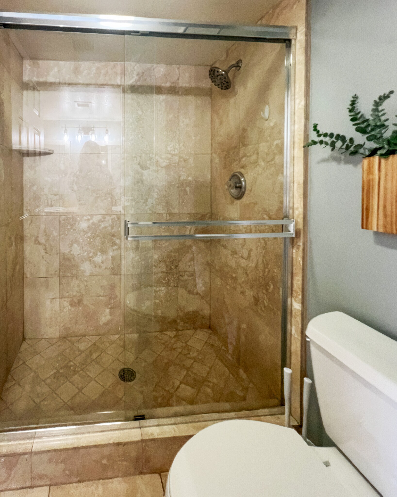 Building Photo - 10301 N 70th St