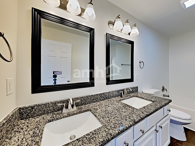 Building Photo - 345 Stewart Springs Dr