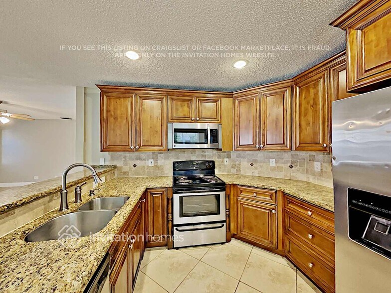 Building Photo - 7337 Nautica Way