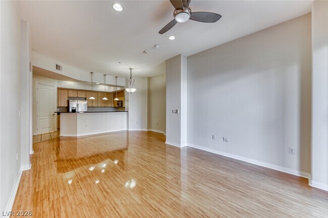 Building Photo - 62 E Serene Ave