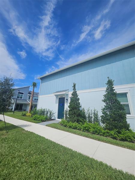 Building Photo - 4087 Longwood Lake Sq