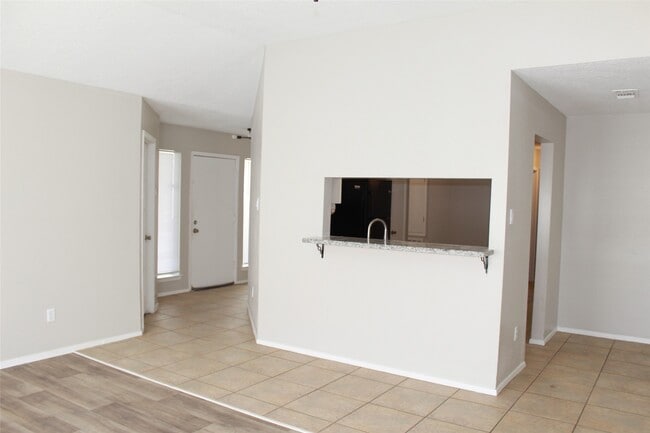 Building Photo - 4406 Lost Lake Ln