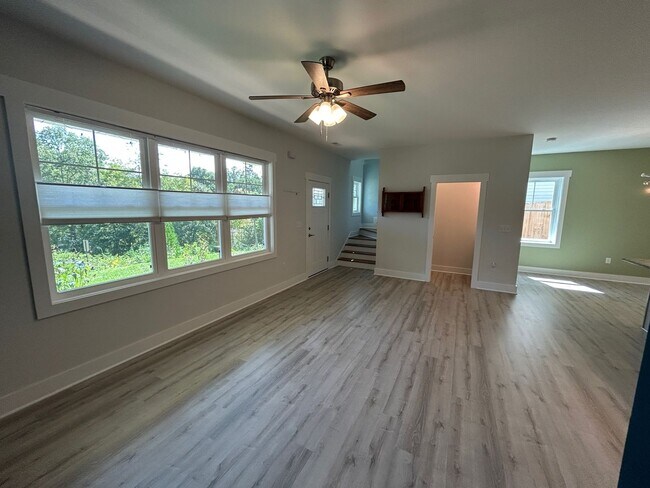 Building Photo - West AVL - 3/2 Contemporary Build Ready Now!