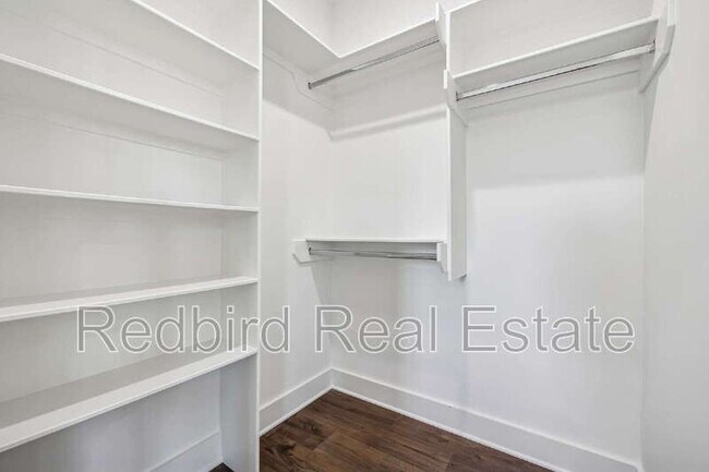 Building Photo - 2050 McKinley St