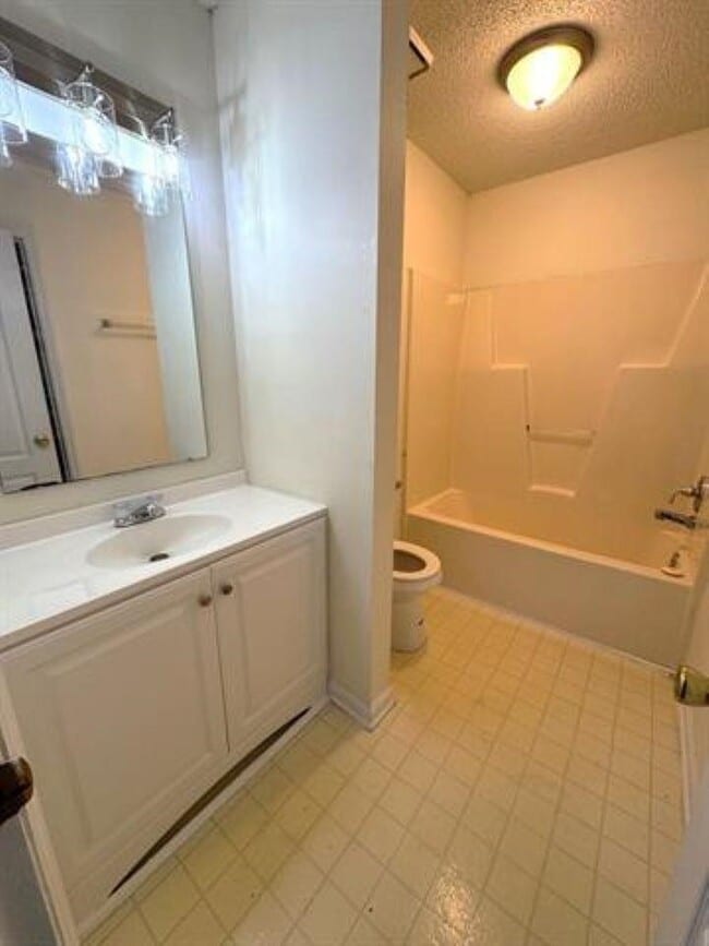 Building Photo - 1515 Paul Russell Rd