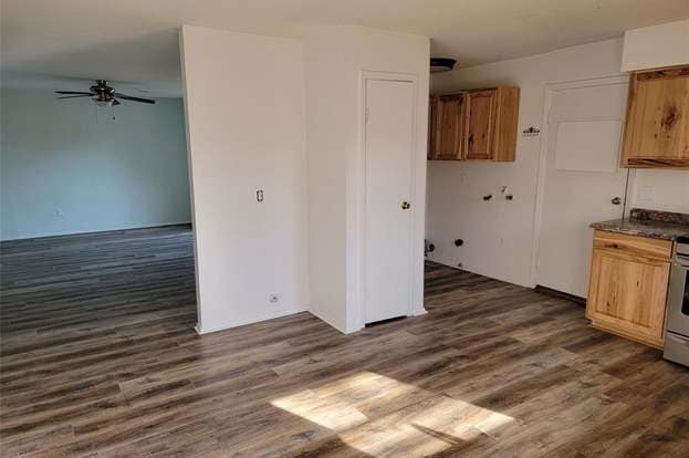 Building Photo - 257 Austin St
