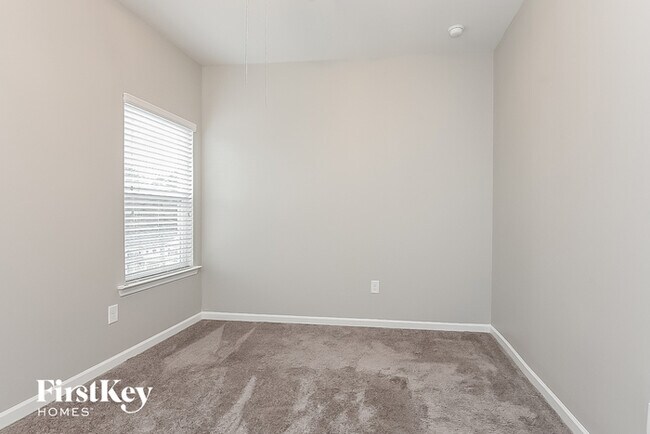 Building Photo - 118 Cherokee Reserve Cir