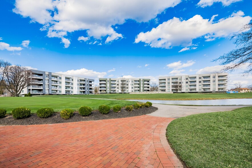 Building Photo - 5211 Highpointe Lakes Dr