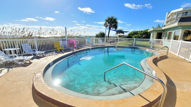 Building Photo - Historic Beach Island Resort-Cocoa Beach