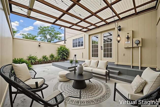Building Photo - 7208 S Dairy Ashford Rd
