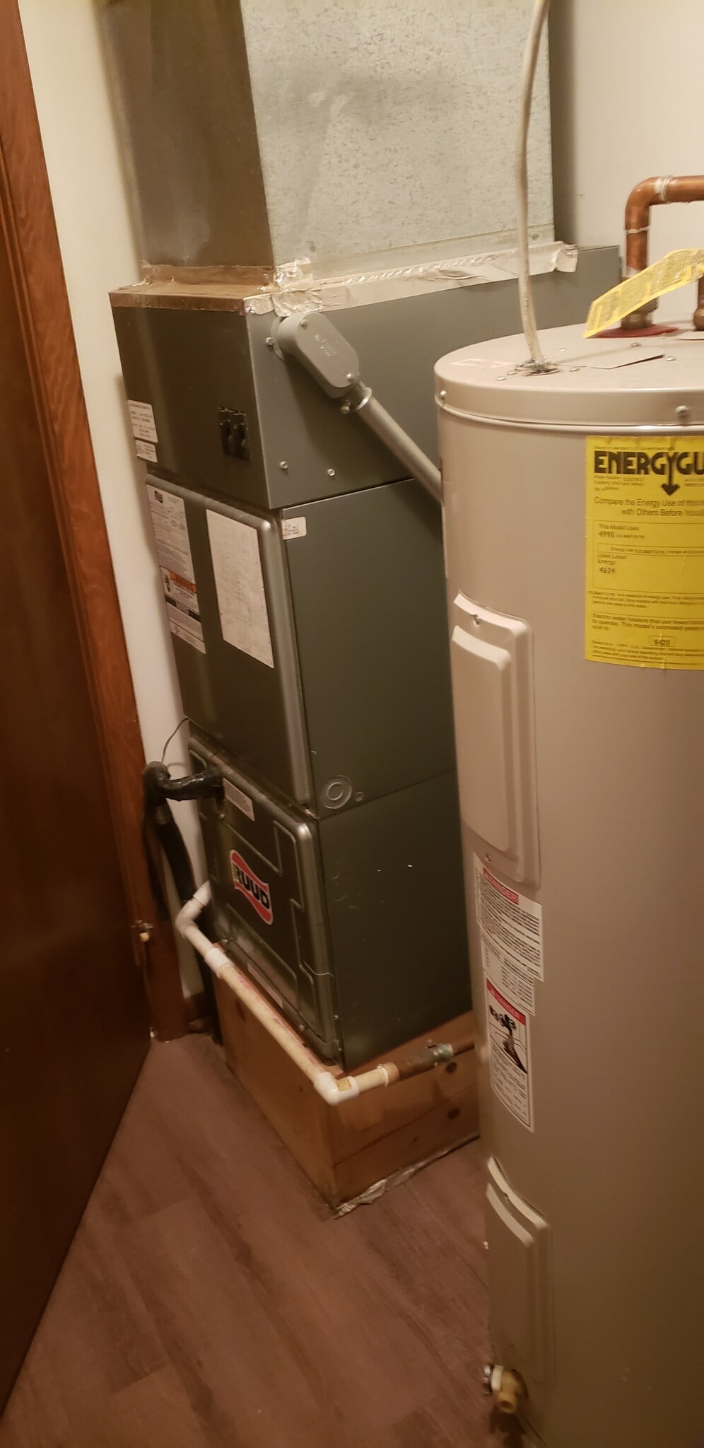 Building Photo - 704 S 3rd St