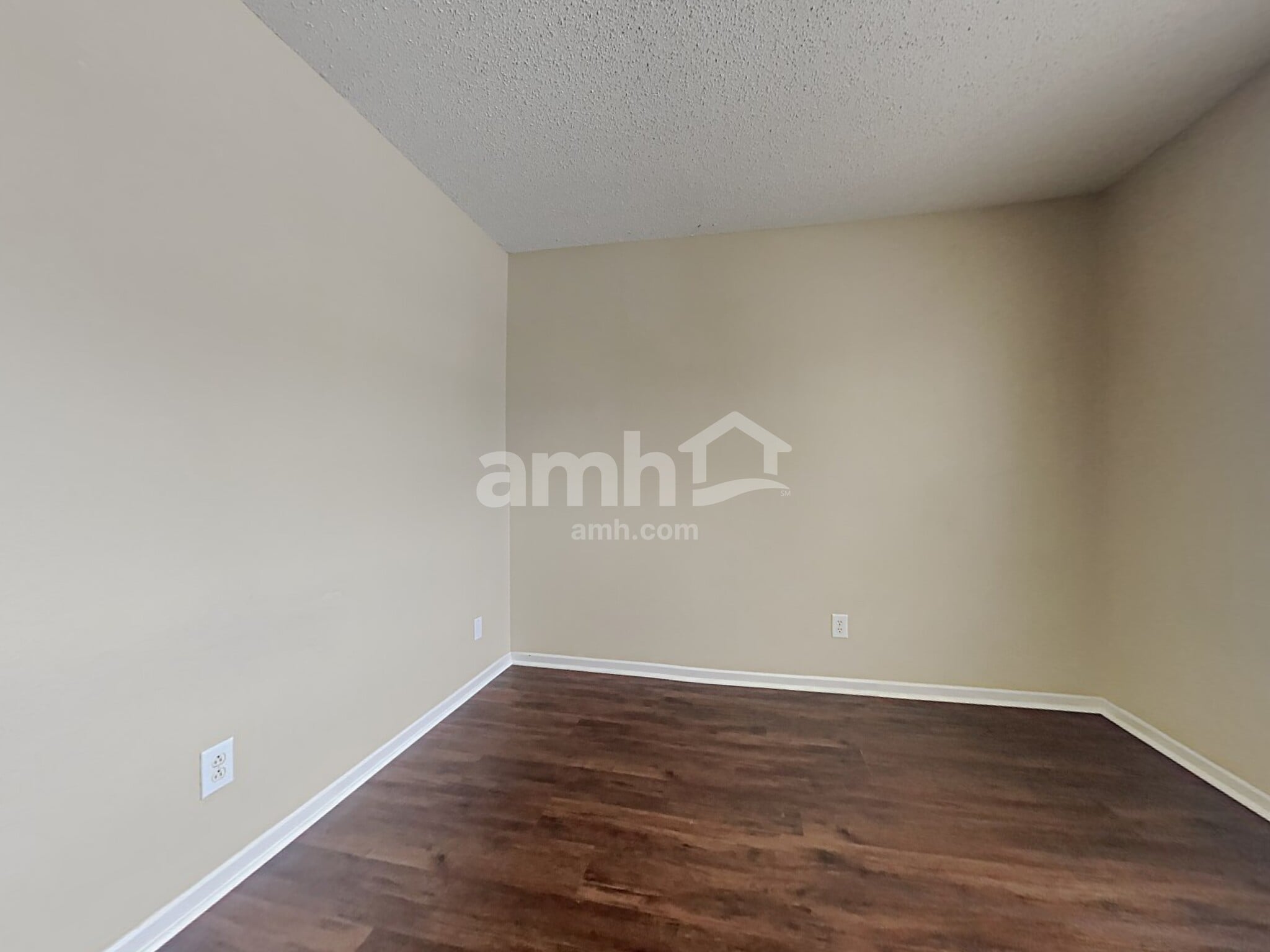 Building Photo - 1268 Weston Dr