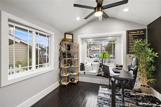 Building Photo - 31996 Lazy Glen Ln