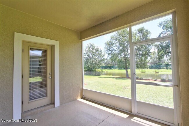 Building Photo - 5834 Trieda Dr