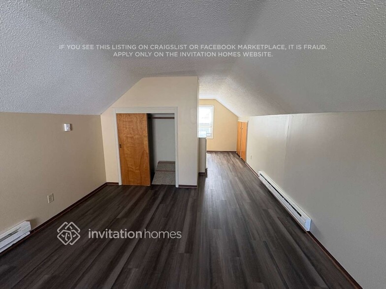 Building Photo - 4524 Zenith Ave N