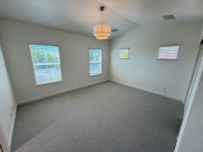 Building Photo - 4 Bed 3 Bath In The Bridges, San Ramon