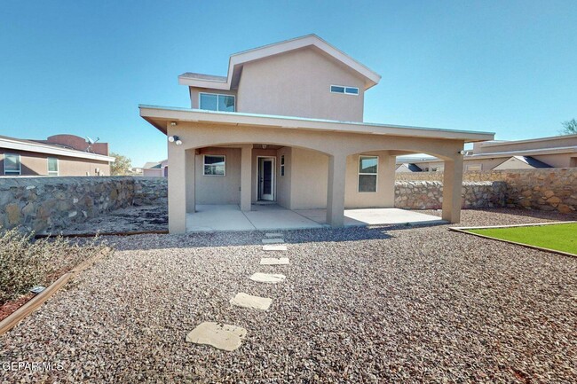 Building Photo - 780 Desert Spring Dr