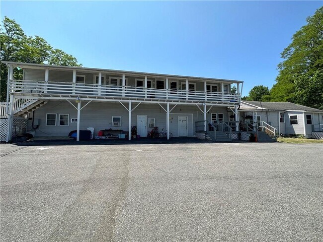 Building Photo - 1399 US-44