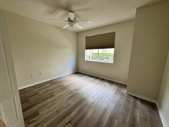 Building Photo - 11022 Legacy Dr