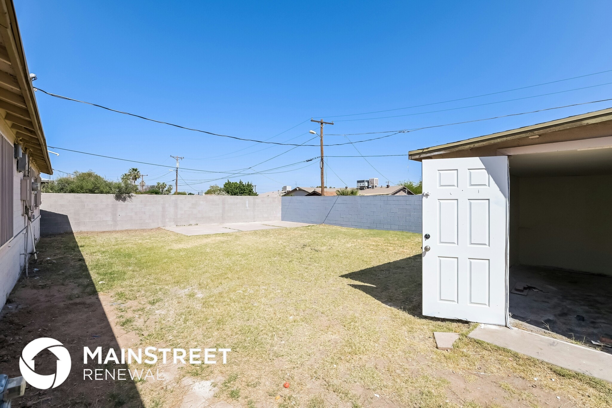 Building Photo - 112 W Gary Way