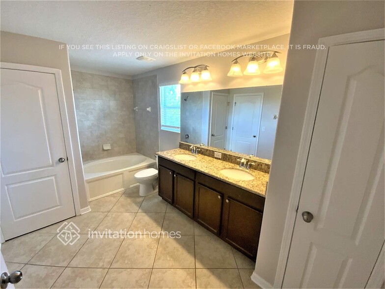 Building Photo - 6830 Little Blue Ln