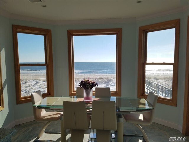 Building Photo - 733 Dune Rd