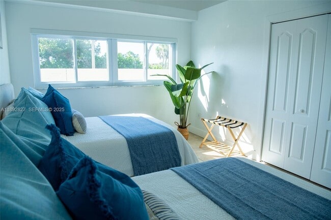 Building Photo - 1010 Joyce Ct