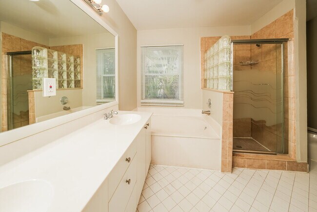 Building Photo - 6843 Torch Key St