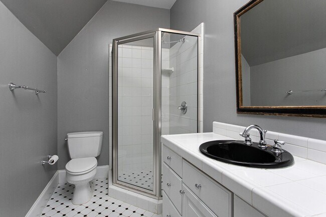 Building Photo - Improved price and available immediately!! Stunning Governor's Club Chapel Hill home!